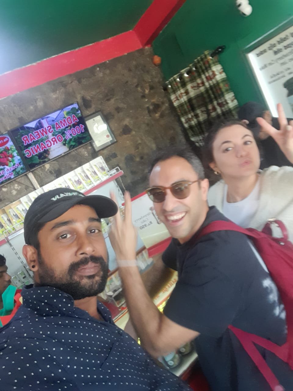 WhatsApp Image 2025-11-14 at 20.42.14_23332c72